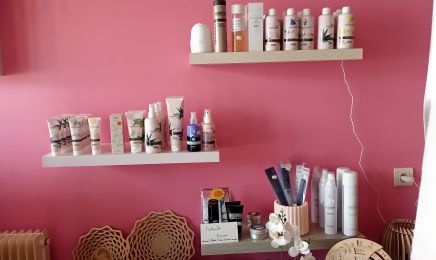 Ambiance tif coiffure : Barbier à Montils