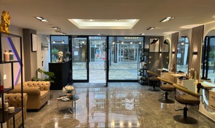 Shiar Haarstudio: Friseur in Schweinfurt