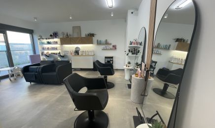 L’Atelier by Lili  : Coiffeur à Herstal