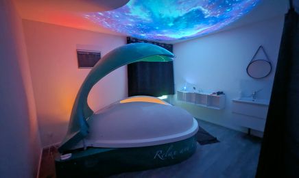 MOANA MASSAGE & ESTHÉTIQUE  : Institut de beauté à Le Thou