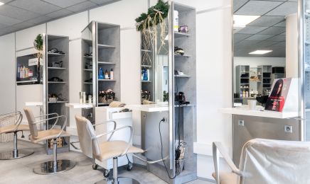Up St’Hairs chez Fabienne  : Coiffeur à Drumettaz-Clarafond