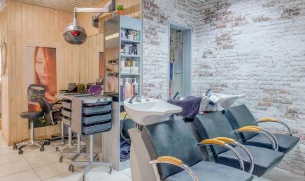 À l'image de soi : Coiffeur à Le Bugue