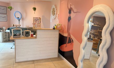 Beauté d'ivin Extensions de cils, Ongles et Esthétique : Institut de beauté à Quimper