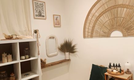 Pasithea Head Spa & Massage : Coiffeur à Meyzieu