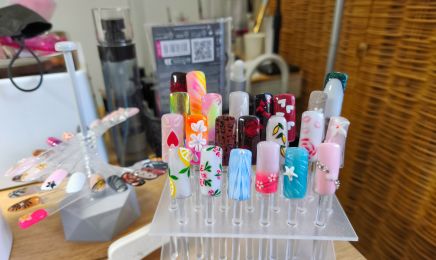 Style ongle sabrinette : Manucure à Francheville