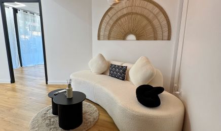 L’esthétic institut : Institut de beauté à Mours-Saint-Eusèbe