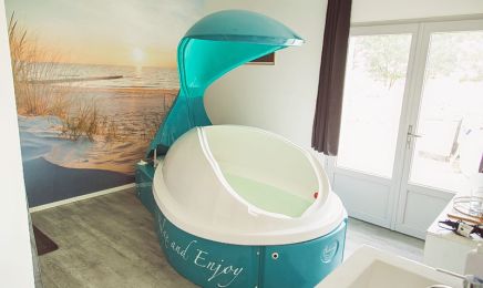 MOANA MASSAGE & ESTHÉTIQUE  : Institut de beauté à Le Thou