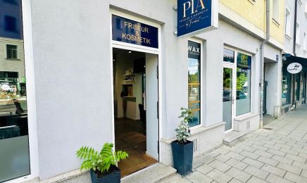 PIA friseur & kosmetik: Friseur in München