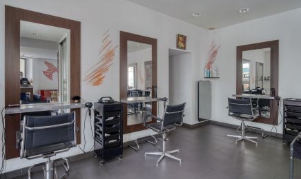 Côté Court : Coiffeur à Lys-Haut-Layon