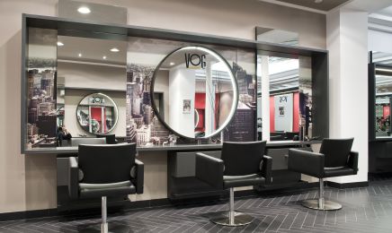 Vog Coiffure Macon : Manucure à Mâcon