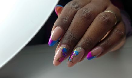 NBM & Co - Ongles et Formations : Manucure à Vercel-Villedieu-le-Camp