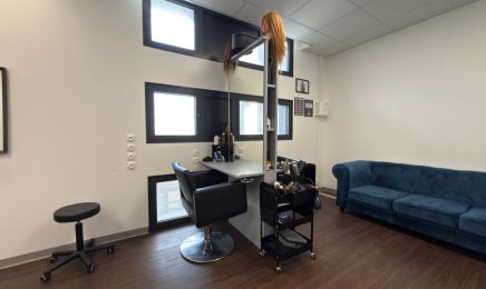 Esthétique & Coiffure Mila B : Coiffeur à Salon-de-Provence