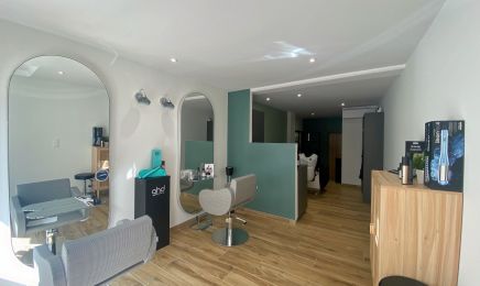 En Aparté by Amélie : Coiffeur à Bergerac