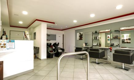 Revolution Hair : Coiffeur à Roncq