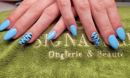 Signature - Ongles aux Carmes  : Manucure à Toulouse