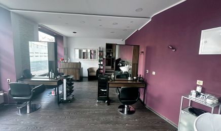 Haarstudio Nora Hildesheim: Friseur in Hildesheim