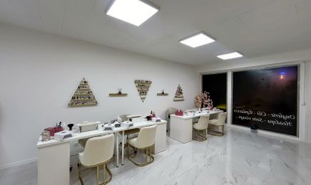 NAA Beauty : Manucure à Flers-en-Escrebieux