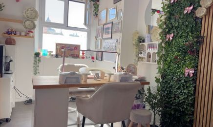 Institut DR GLAM : Coiffeur à Abbeville