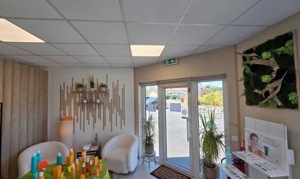 Institut Karine Beaute  : Institut de beauté à Montendre