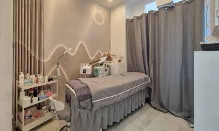 Paradis Beauté : Manucure à Paris