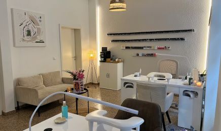 The Nail Room : Nagelstudio in Mainz
