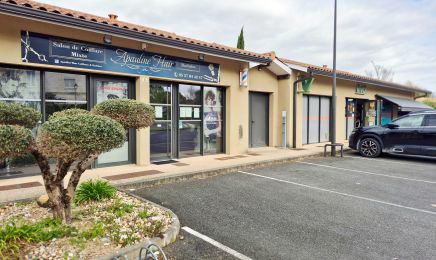 Apauline Hair  : Coiffeur à Villegouge