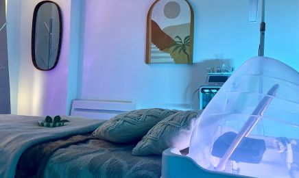 Maison KÉMI | HeadSpa - Maison d’expertise capillaire et de beauté Cheveux texturés : Manucure à Angers