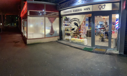 BARBER SHOP DIVISION 13 - Gotham Avenue : Coiffeur à Cachan