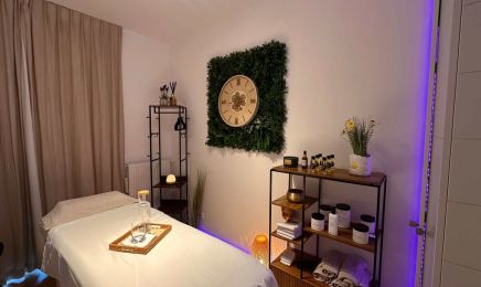 Serene Flow Studio - Renata França ( Women Only ) : Institut de beauté à Uccle