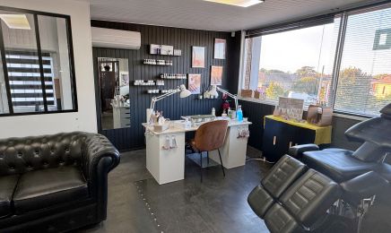L'atelier de J - Ongles & regard : Manucure à Aucamville