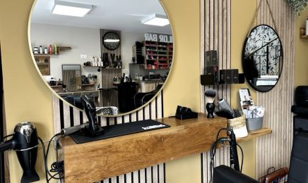 Au salon chez Julia, Coiffeur & Head Spa : Coiffeur à Granville