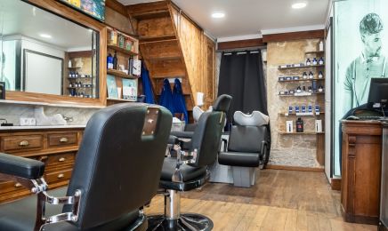 Barbier d’Ainay, Roberto Stari : Barbier à Lyon