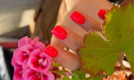 So nails : Institut de beauté à Gémenos