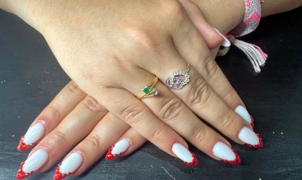 Beauty nails by cha & Mindset tattoo : Institut de beauté à Nice