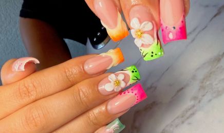 Lash & NailStation : Institut de beauté à Morteau