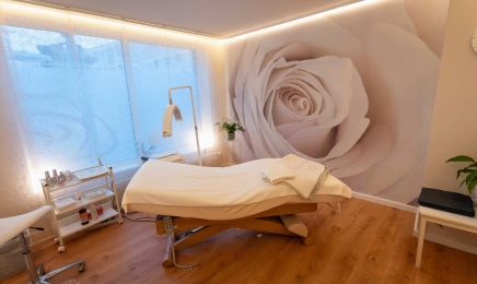 Simone Berghoff cosmetic & aesthetic: Kosmetikstudio in Solingen