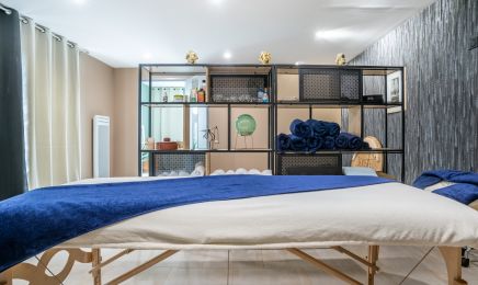 Centre de bien etre j’existe rencontre de soi  : Institut de beauté à Bouglon