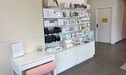 Womans Care : Manucure à Lunel