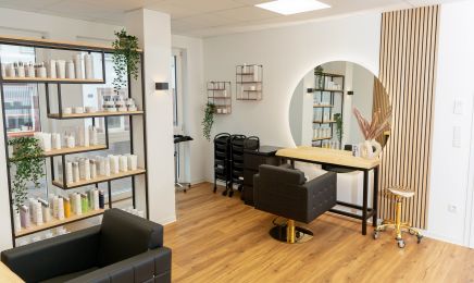 Mariana Gilyana - Hair & Color Artist: Friseur in Amorbach