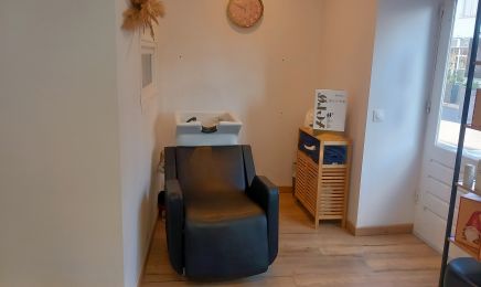 Salon d'Émilie : Barbier à Alénya