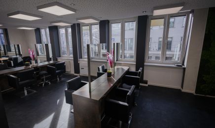 The chair: Kosmetikstudio in Freiburg im Breisgau