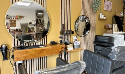 Au salon chez Julia, Coiffeur & Head Spa : Coiffeur à Granville