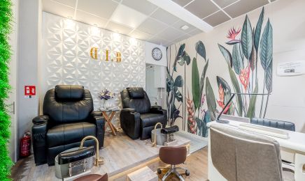 DIB Nails - 75008 : Manucure à Paris
