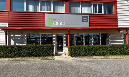 Les Salons Jacques Bana : Manucure à Saint-Mitre-les-Remparts