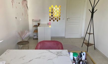 MARIE C BEAUTY : Manucure à Chaponnay