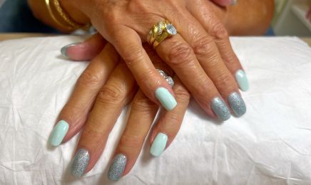 L'atelier d'Esthetika : Manucure à Fréjus