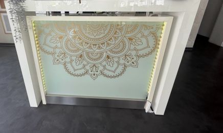 Hair Beauty Salon Aphrodite: Kosmetikstudio in Schwalbach