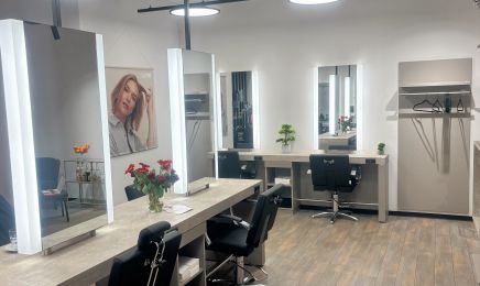 Bella Friseursalon: Kosmetikstudio in Oldenburg