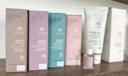Yvalice | Salon de Beauté  : Manucure à Remouillé