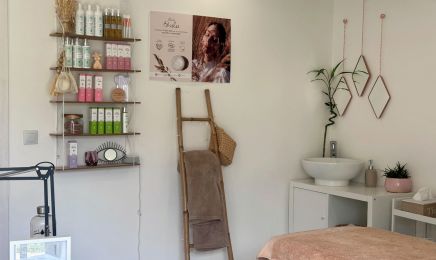 Zoyah Beauté : Manucure à Les Églisottes-et-Chalaures